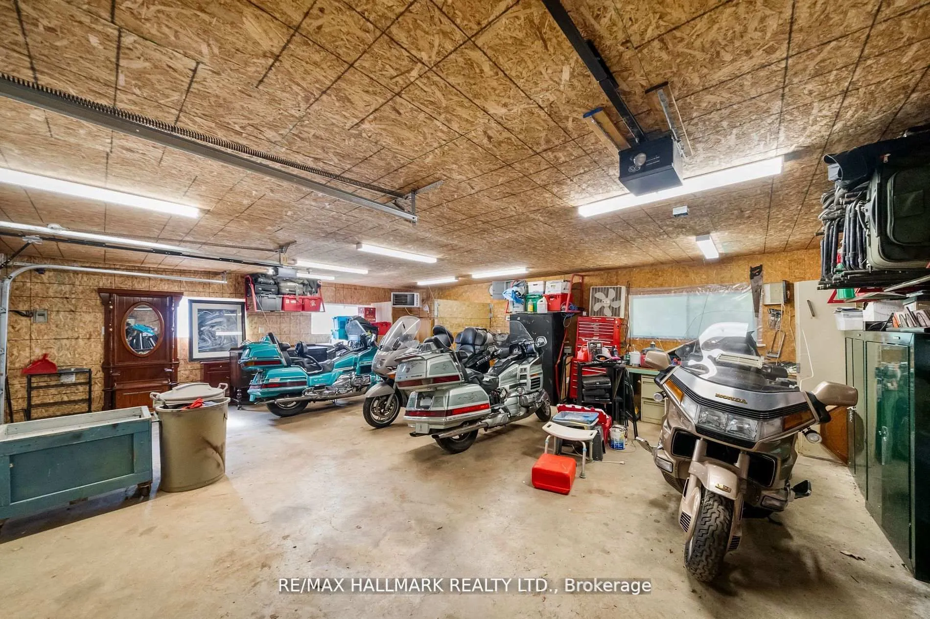 Photo 36 of 2422 Snow Valley Road, Springwater, Snow Valley — HOMEH