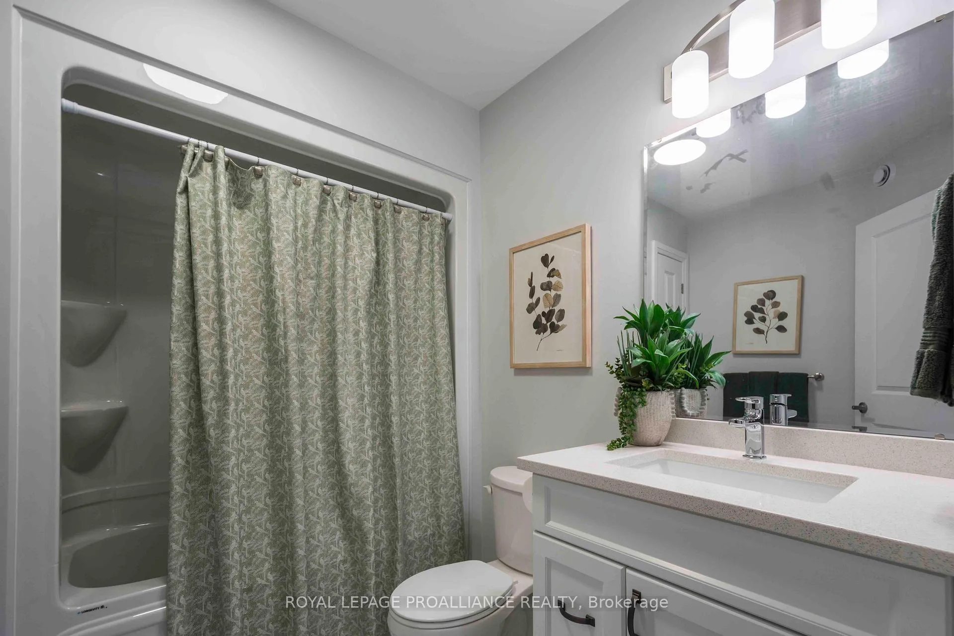 Photo 18 of 11 Clayton John Avenue, Prince Edward County, Sophiasburg Ward — HOMEH