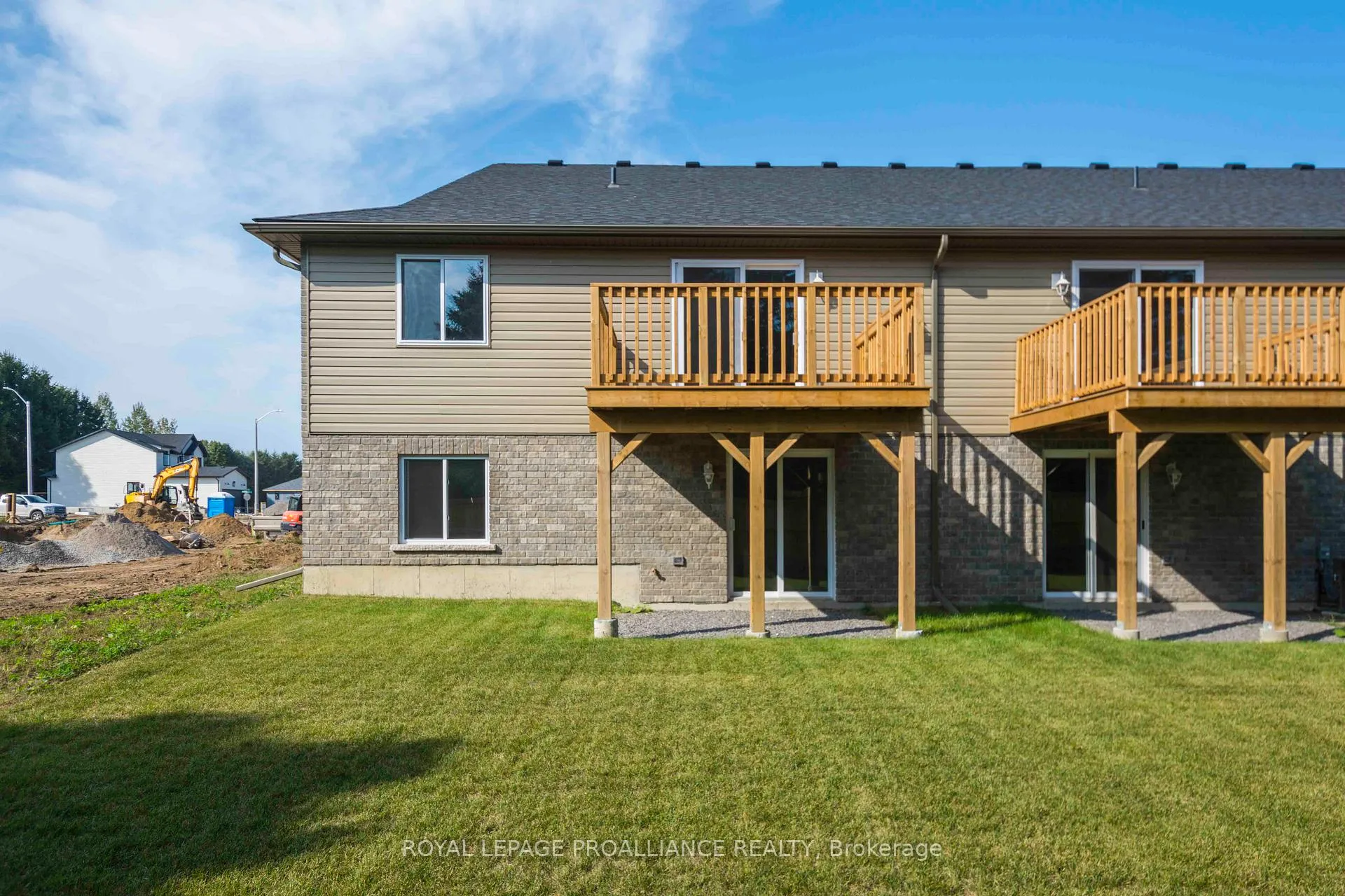 Photo 31 of 11 Clayton John Avenue, Prince Edward County, Sophiasburg Ward — HOMEH