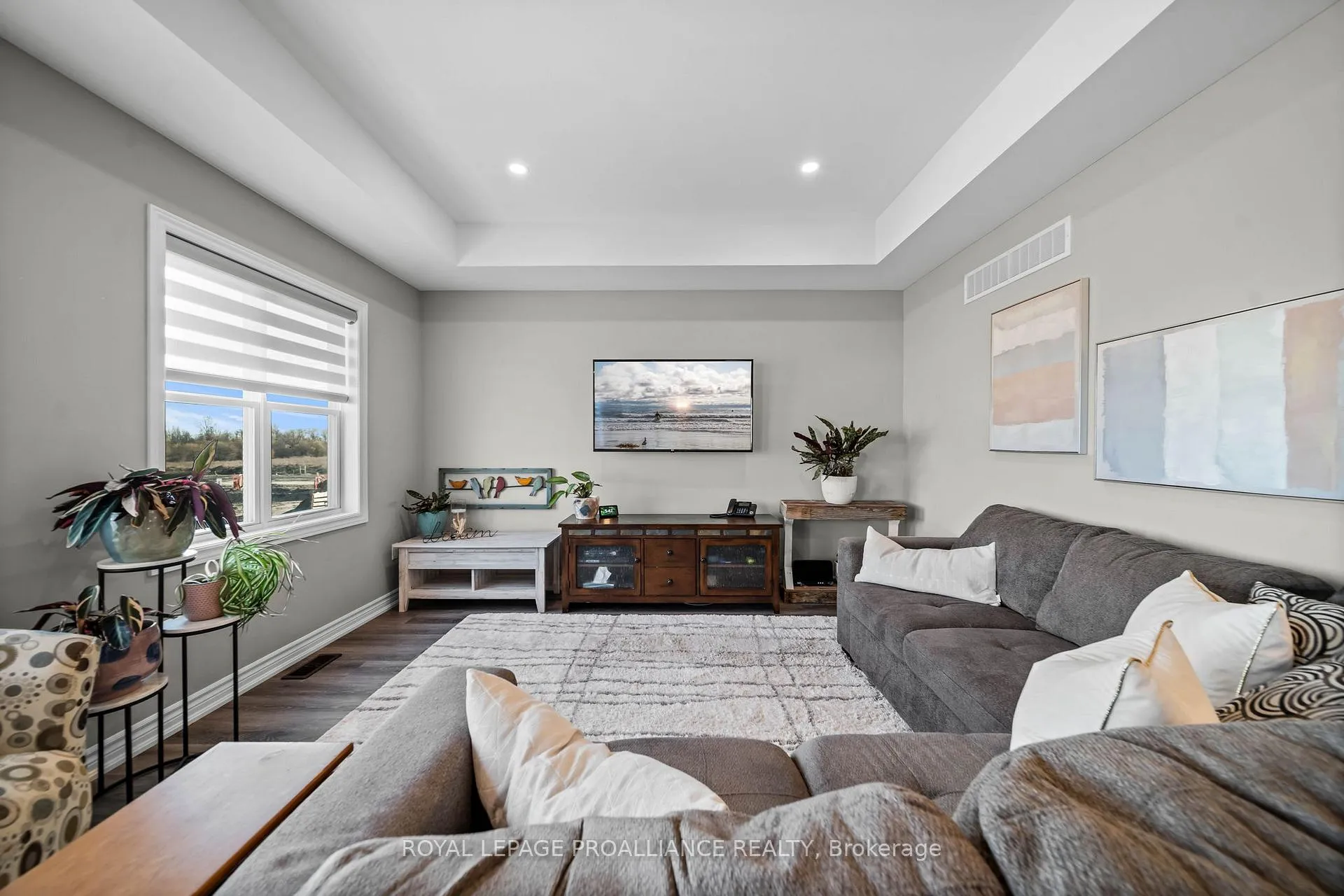 Photo 15 of 86 Cortland Way, Brighton — HOMEH