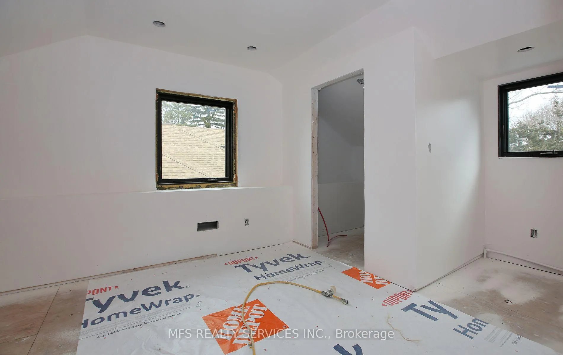 Photo 19 of 203 Glencairn Avenue, Toronto, Lawrence Park South — HOMEH