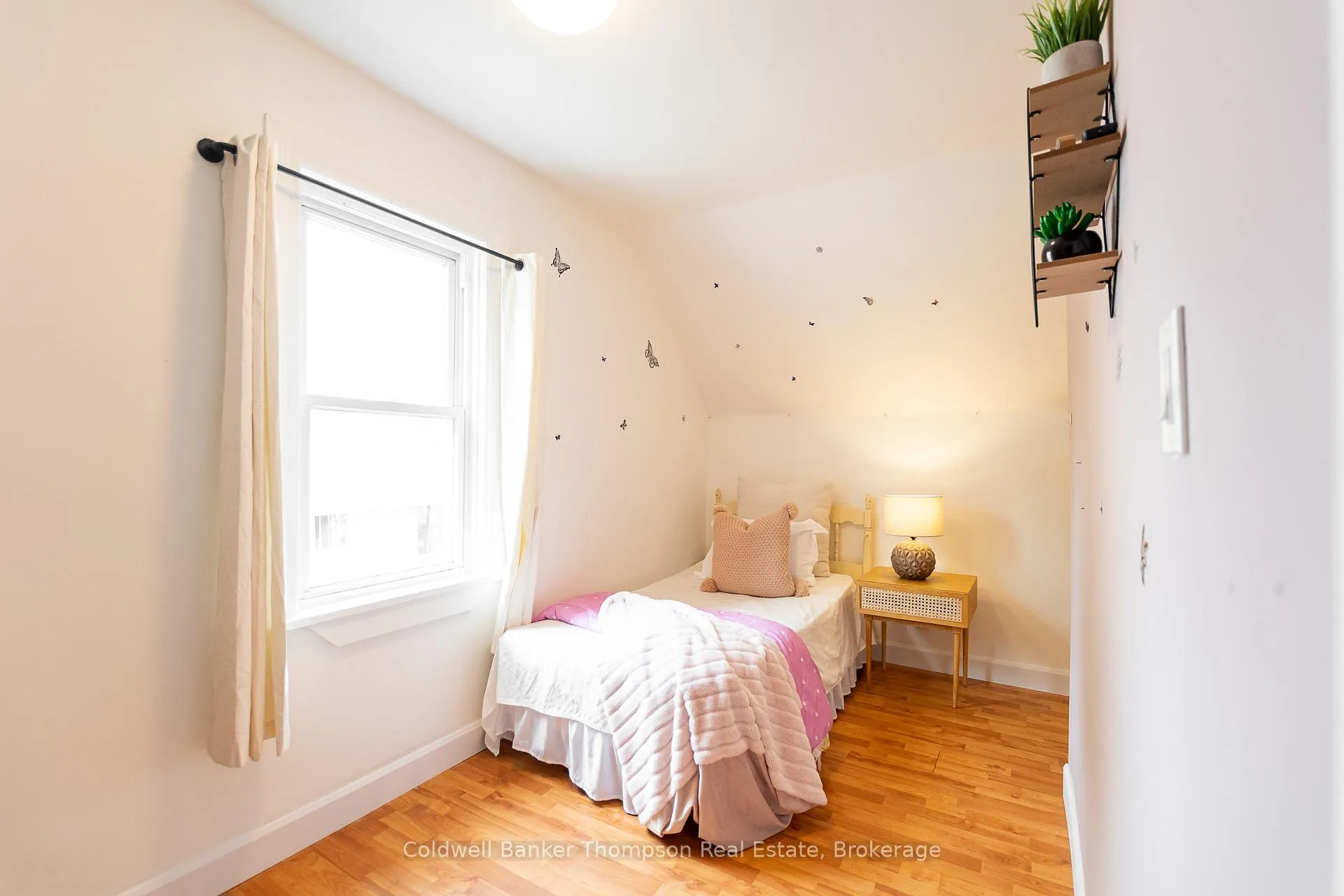 Photo 15 of 112 Ryerson Crescent, Burk's Falls — HOMEH