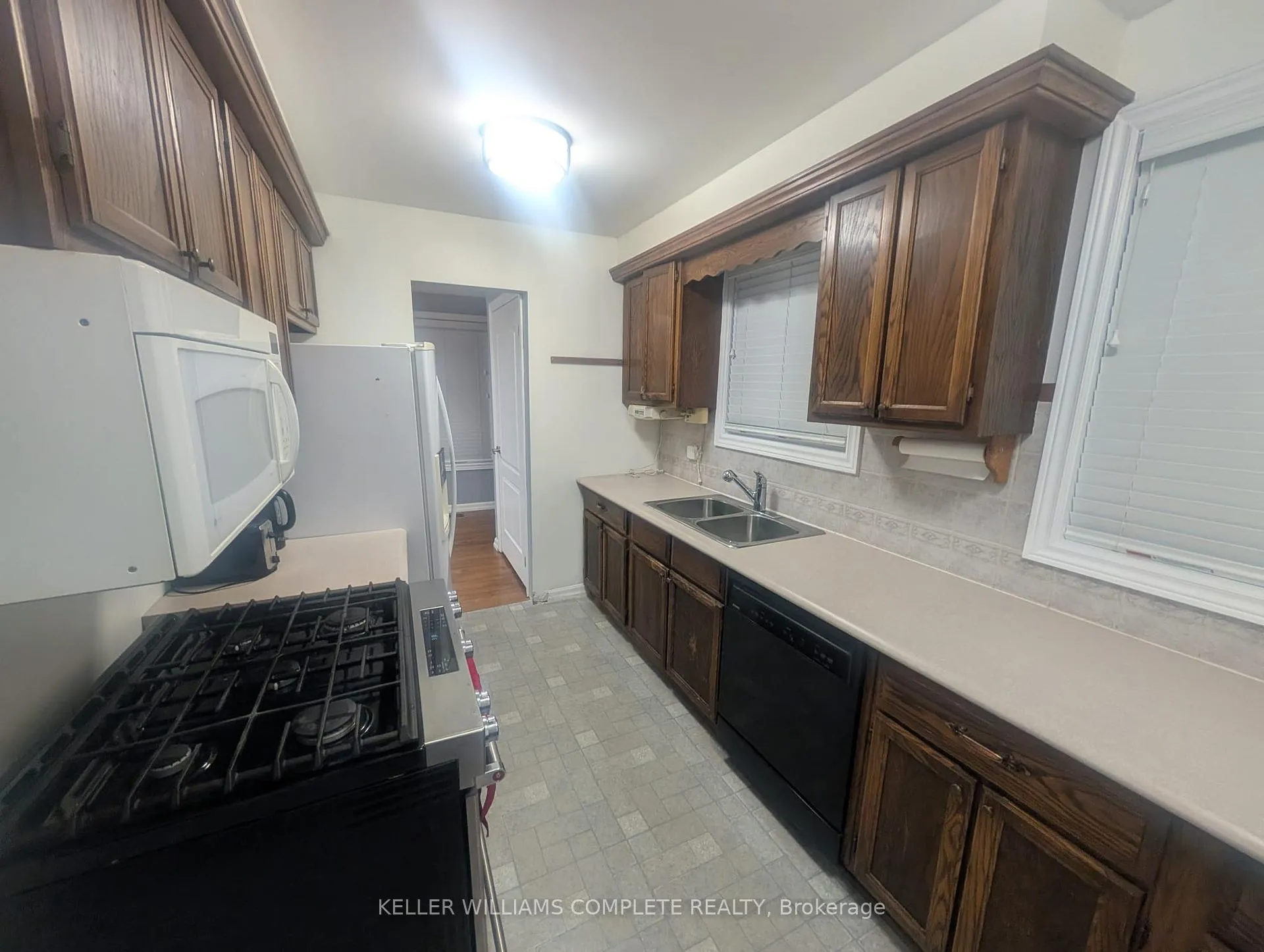 Photo 7 of 63 Robert Street, Welland, Lincoln/Crowland — HOMEH