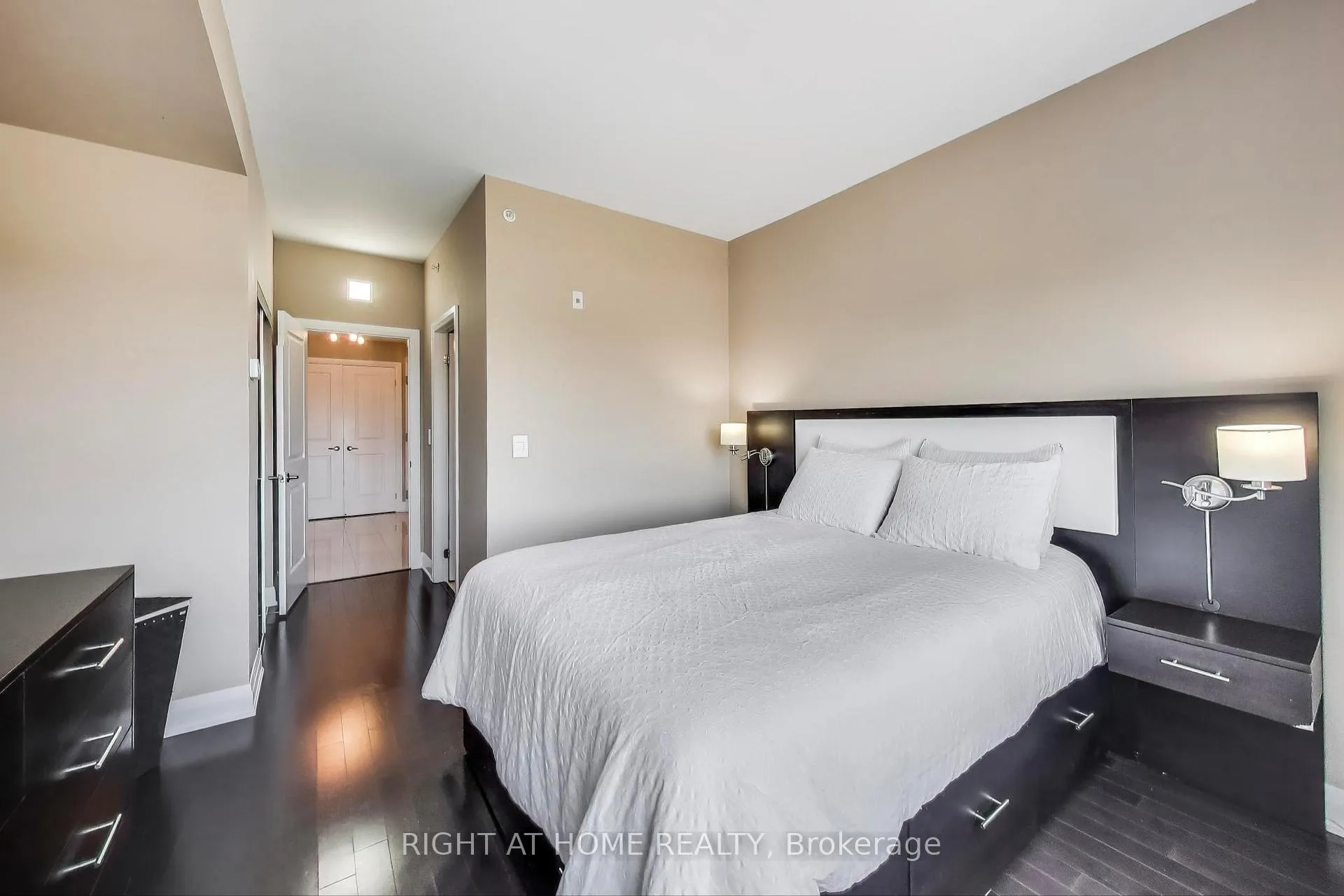 Photo 11 of Unit 317, 12 Woodstream Boulevard, Vaughan, Vaughan Grove — HOMEH