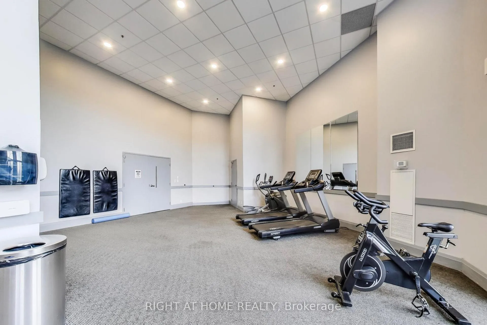 Photo 21 of Unit 317, 12 Woodstream Boulevard, Vaughan, Vaughan Grove — HOMEH