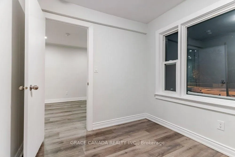 Photo 10 of Unit B, 598 Upper James Street, Hamilton, Southam — HOMEH