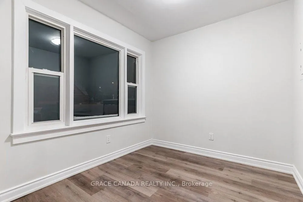 Photo 11 of Unit B, 598 Upper James Street, Hamilton, Southam — HOMEH