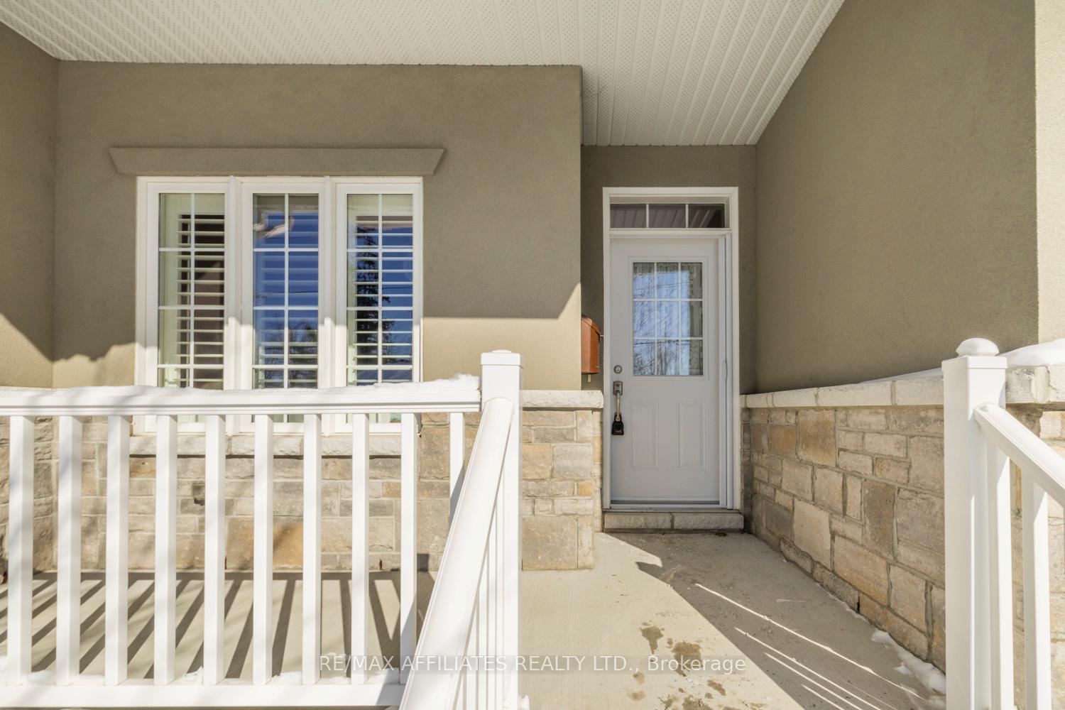 Photo 3 of 341 Moffatt Street, Carleton Place — HOMEH