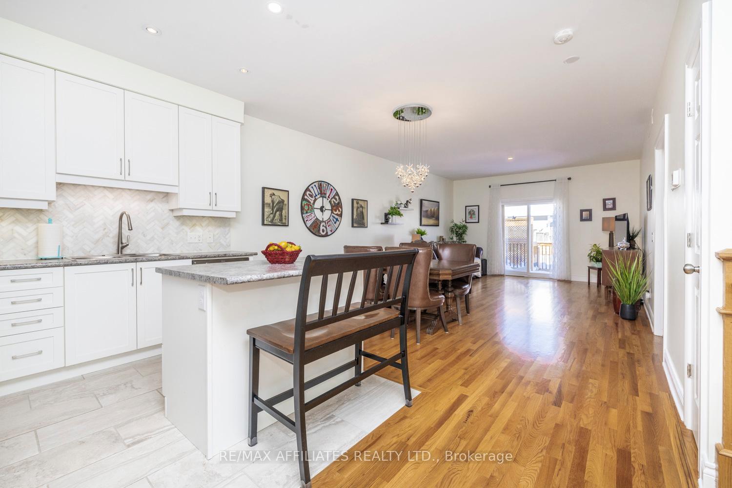 Photo 14 of 341 Moffatt Street, Carleton Place — HOMEH