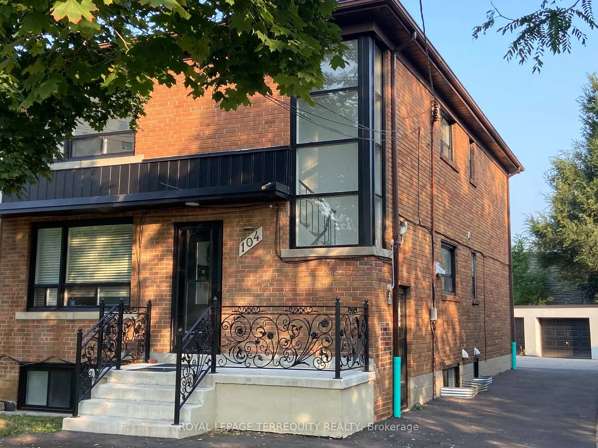 Photo 1 of 104 Neptune Drive, Toronto, Englemount-Lawrence — HOMEH