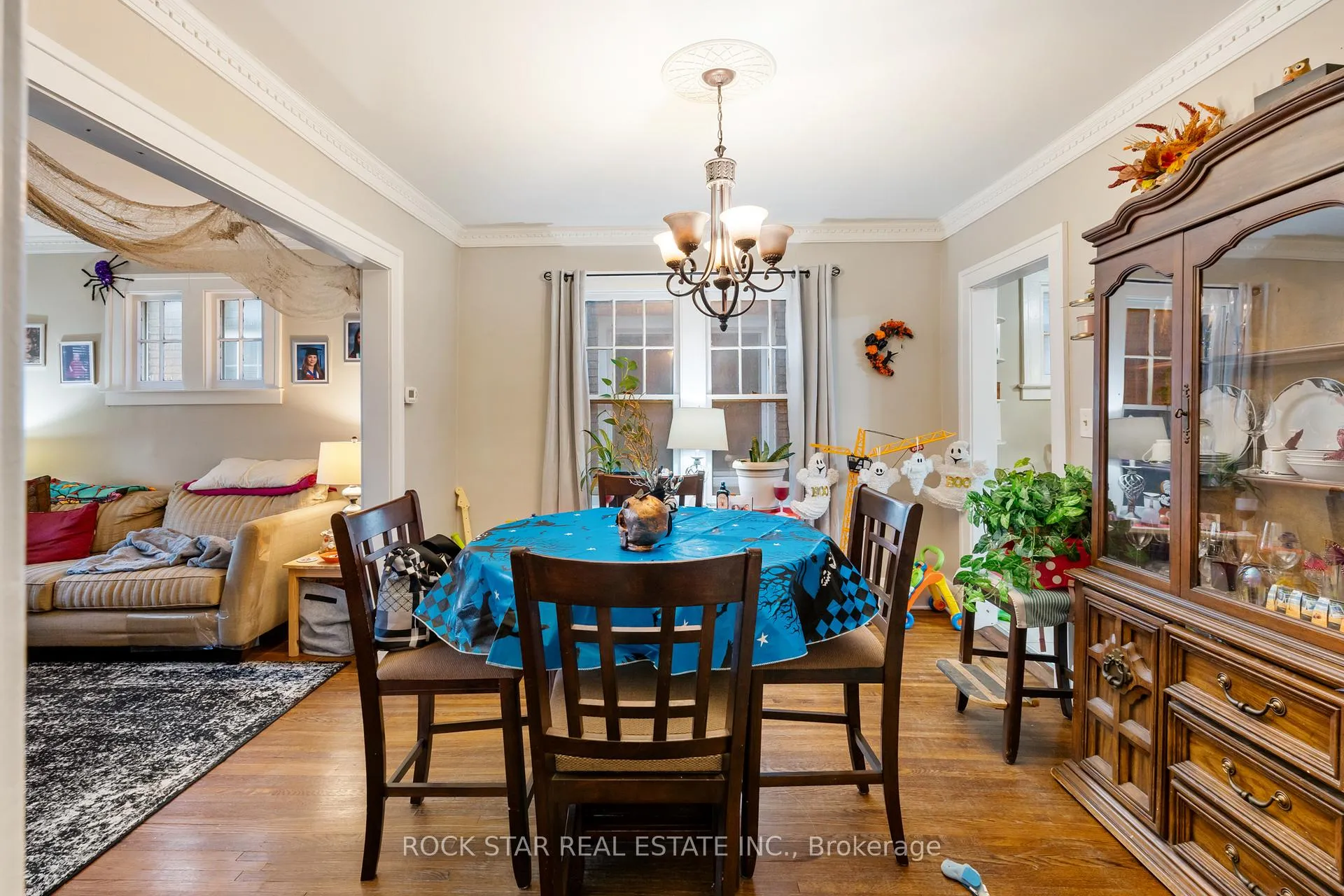 Photo 7 of 2284 Fraser Avenue, Windsor — HOMEH