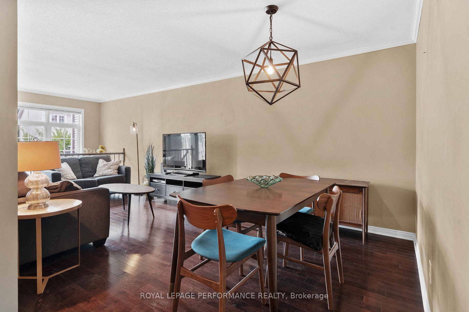 Photo 7 of 122 Osnabrook Private, Ottawa, Barrhaven - Stonebridge — HOMEH
