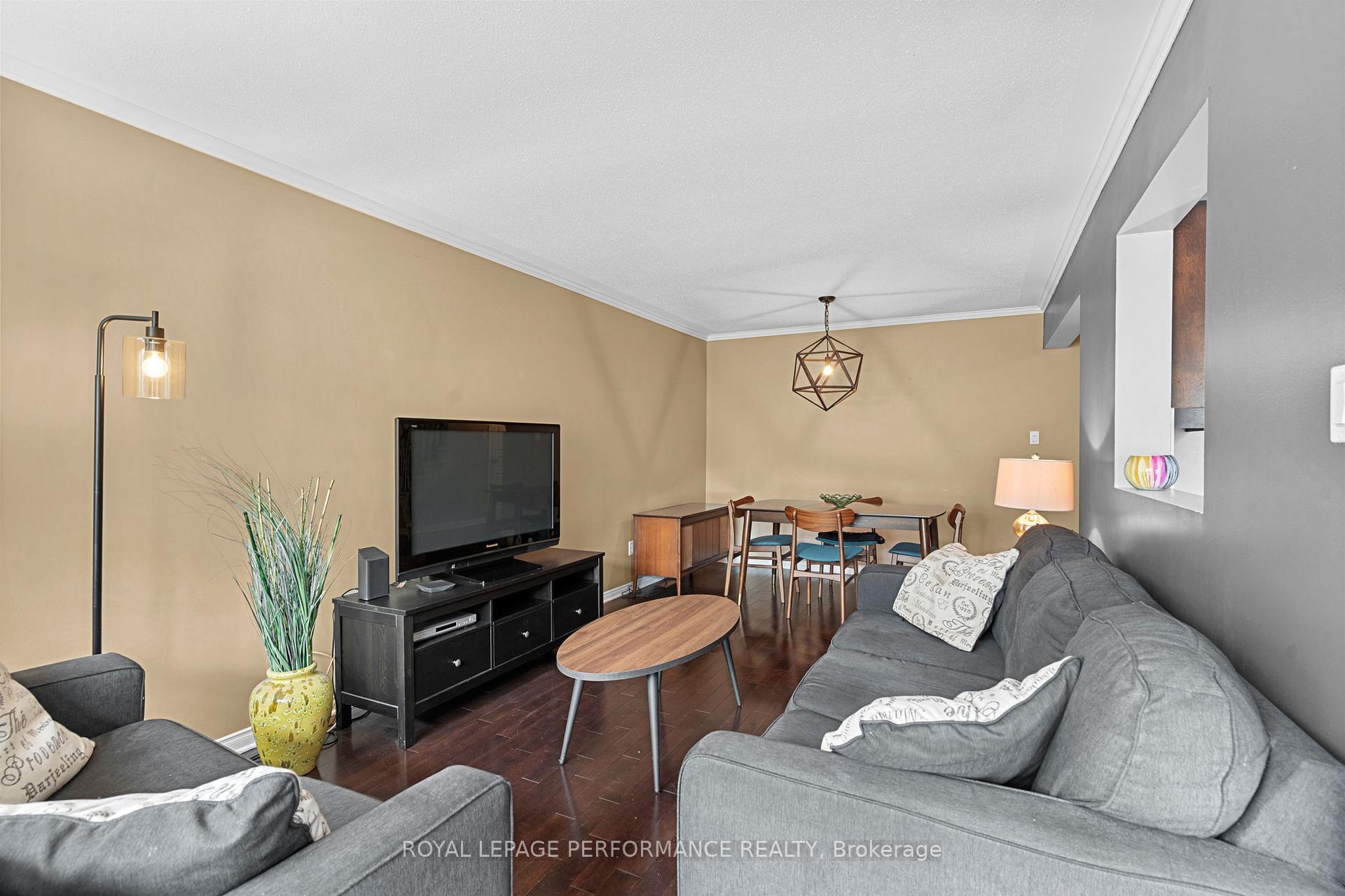 Photo 11 of 122 Osnabrook Private, Ottawa, Barrhaven - Stonebridge — HOMEH