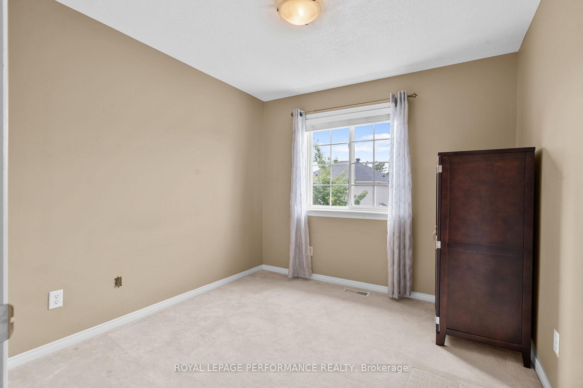 Photo 25 of 122 Osnabrook Private, Ottawa, Barrhaven - Stonebridge — HOMEH