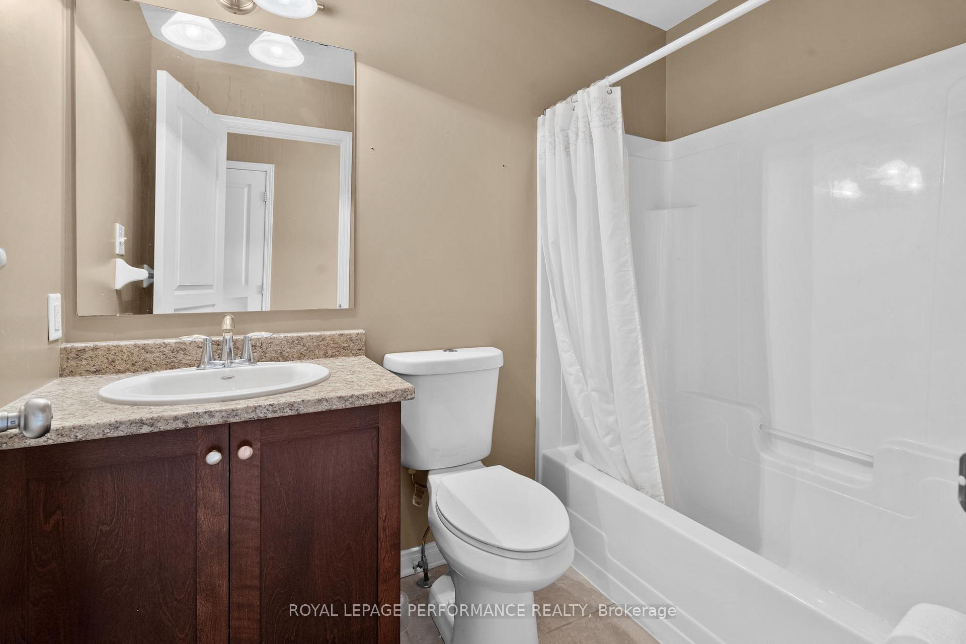Photo 29 of 122 Osnabrook Private, Ottawa, Barrhaven - Stonebridge — HOMEH