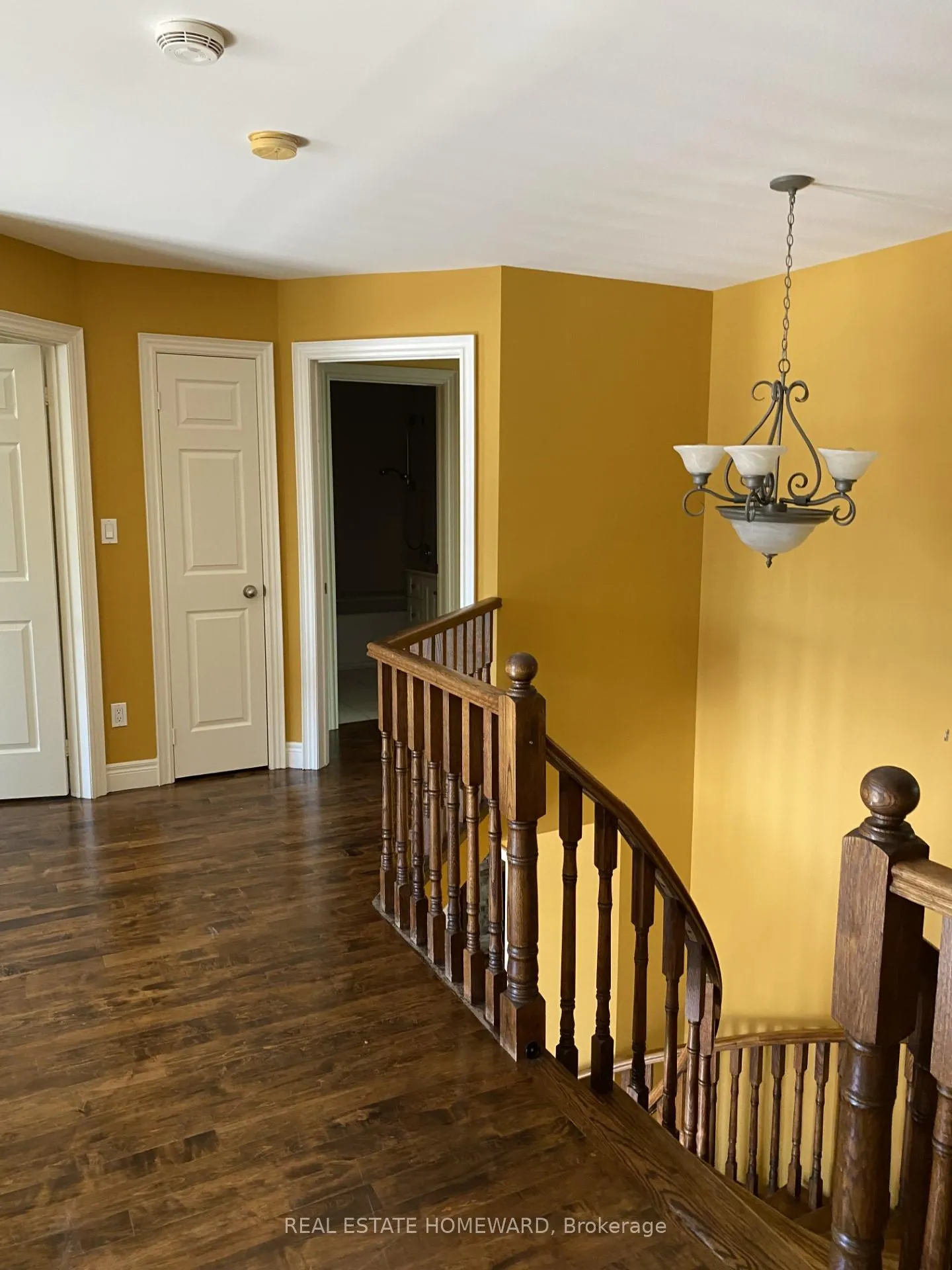 Photo 7 of 7400 Islington Avenue, Vaughan, East Woodbridge — HOMEH