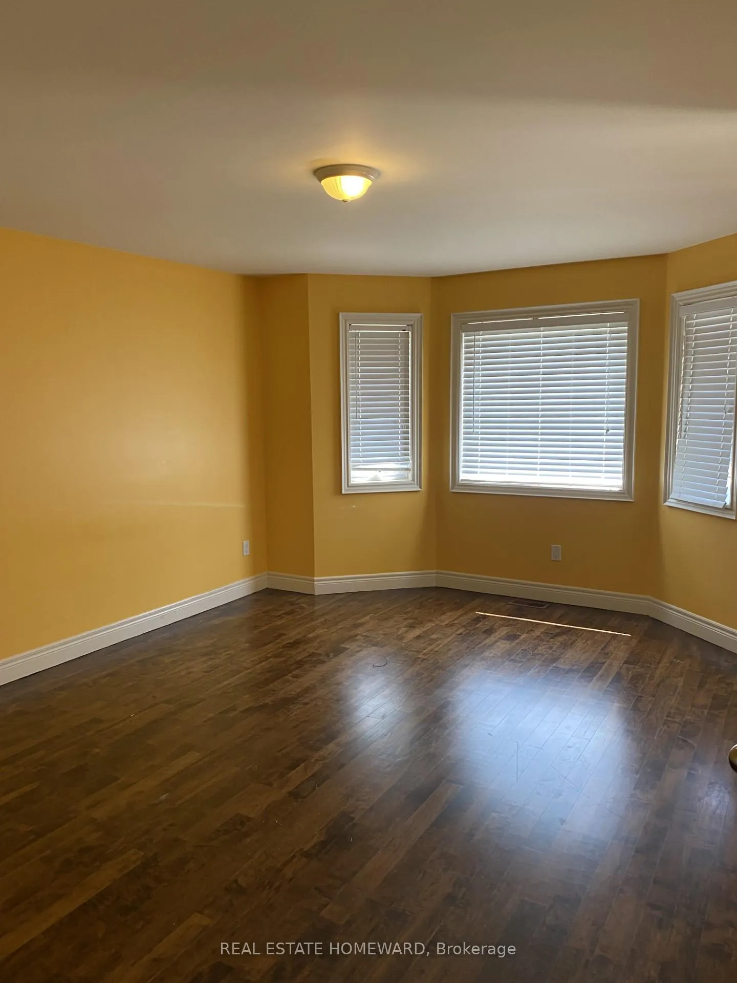 Photo 13 of 7400 Islington Avenue, Vaughan, East Woodbridge — HOMEH