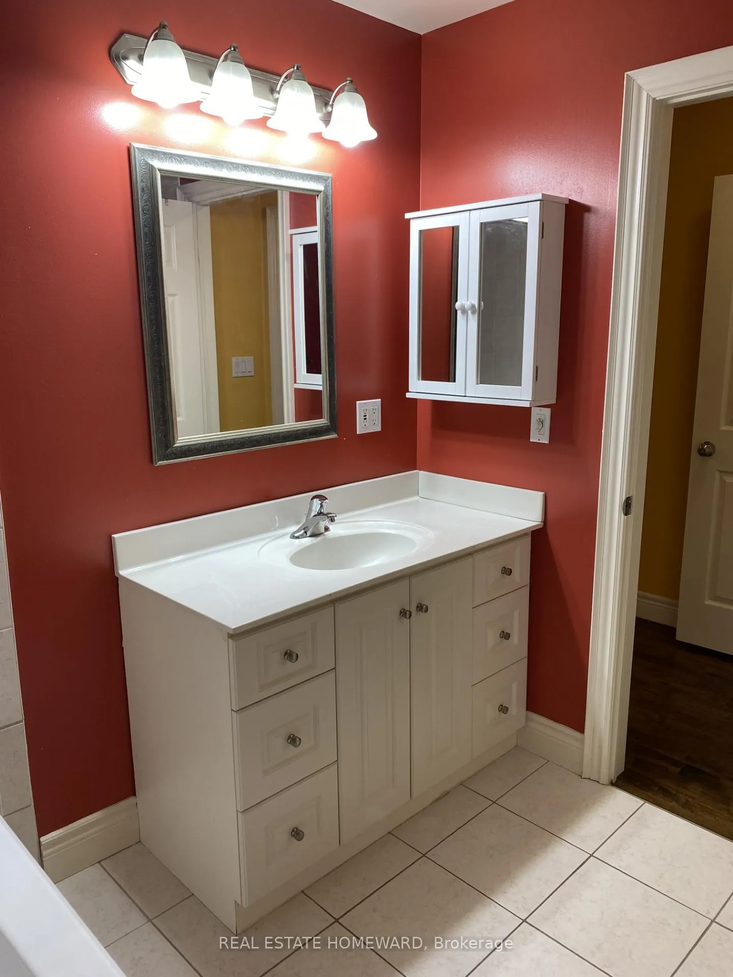 Photo 23 of 7400 Islington Avenue, Vaughan, East Woodbridge — HOMEH