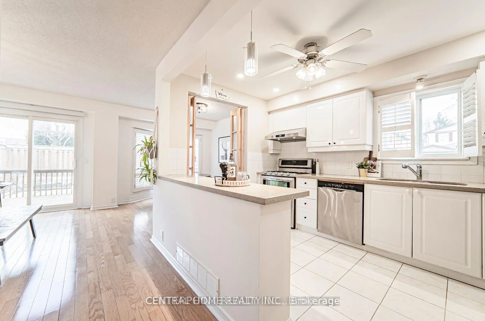 Photo 12 of 84 Raleigh Crescent, Markham, Markville — HOMEH