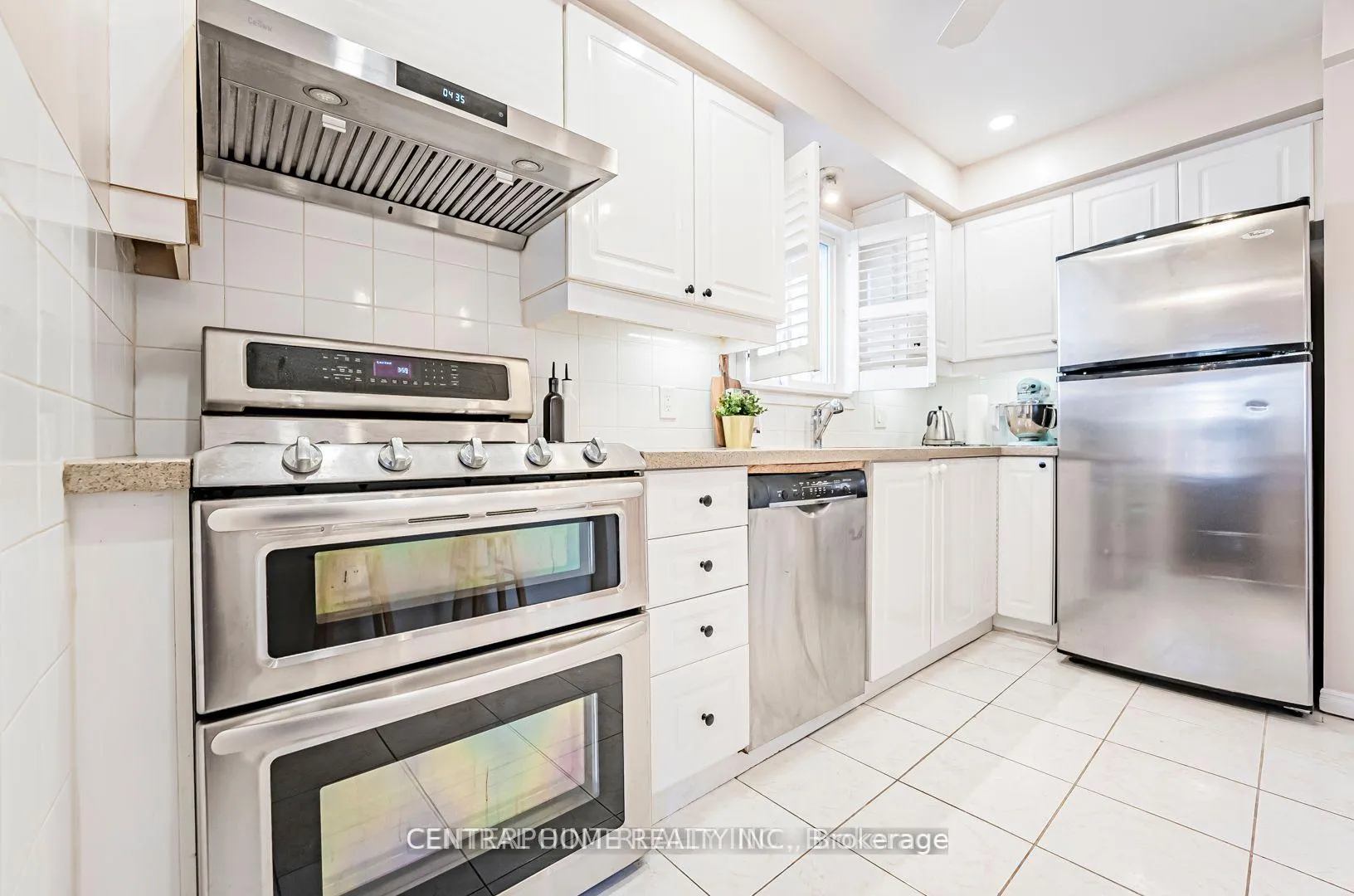 Photo 15 of 84 Raleigh Crescent, Markham, Markville — HOMEH