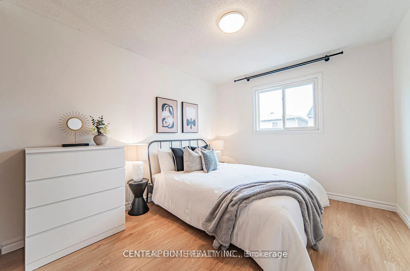 Photo 24 of 84 Raleigh Crescent, Markham, Markville — HOMEH