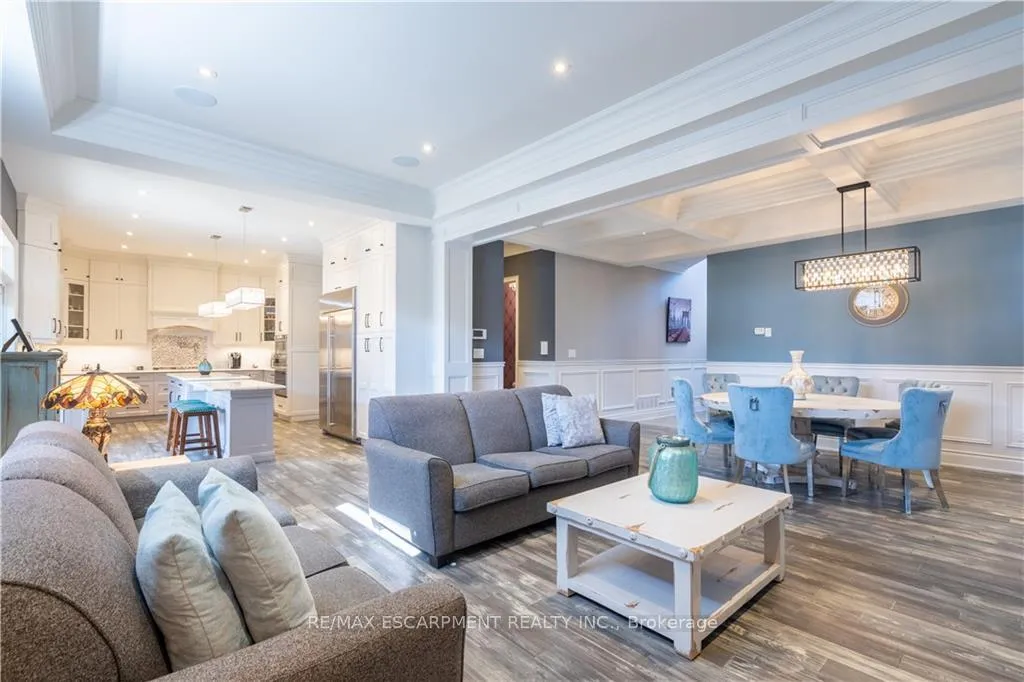 Photo 10 of 36 Kingspoint Circle, Hamilton, Winona — HOMEH
