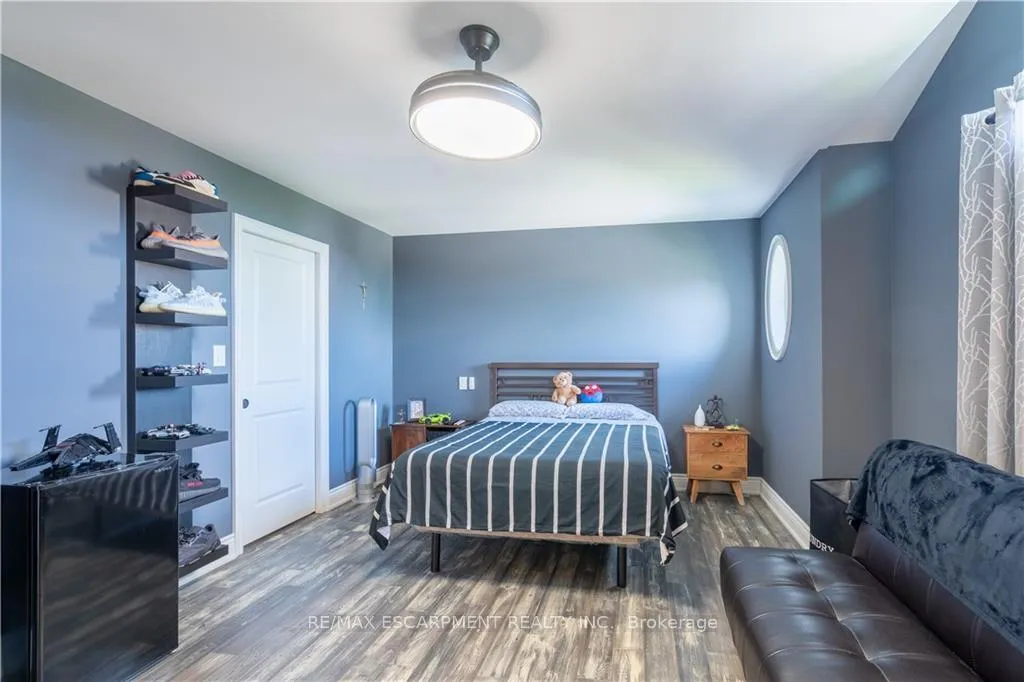 Photo 23 of 36 Kingspoint Circle, Hamilton, Winona — HOMEH