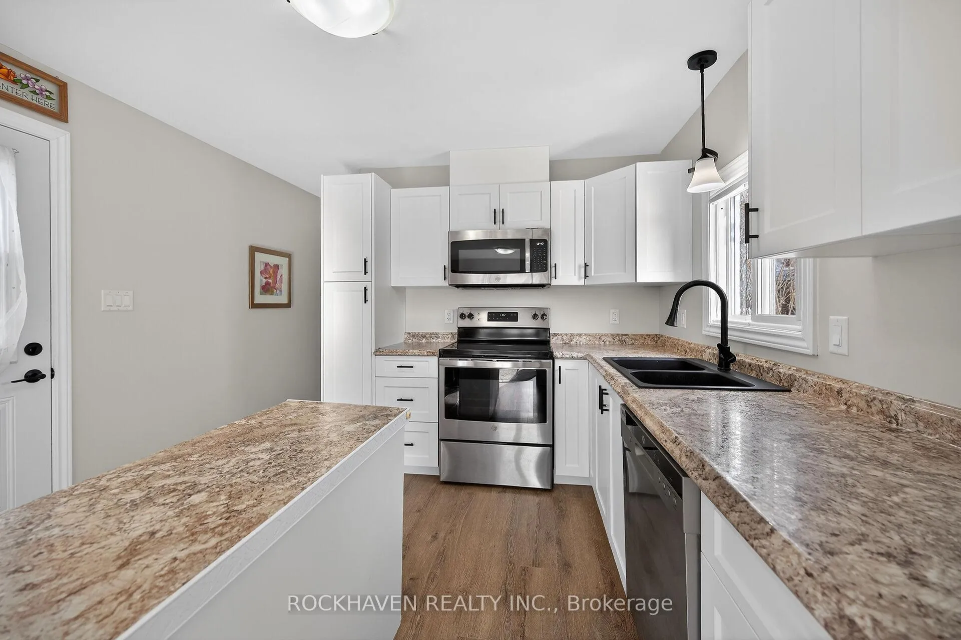 Photo 9 of Unit 30 Hillside Cr, 1294 8th Concession Road, Hamilton, Rural Flamborough — HOMEH
