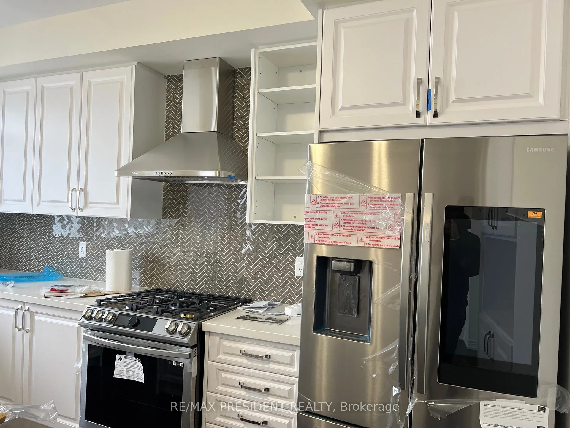 Photo 10 of 24 Skyridge Drive, Brampton, Bram East — HOMEH