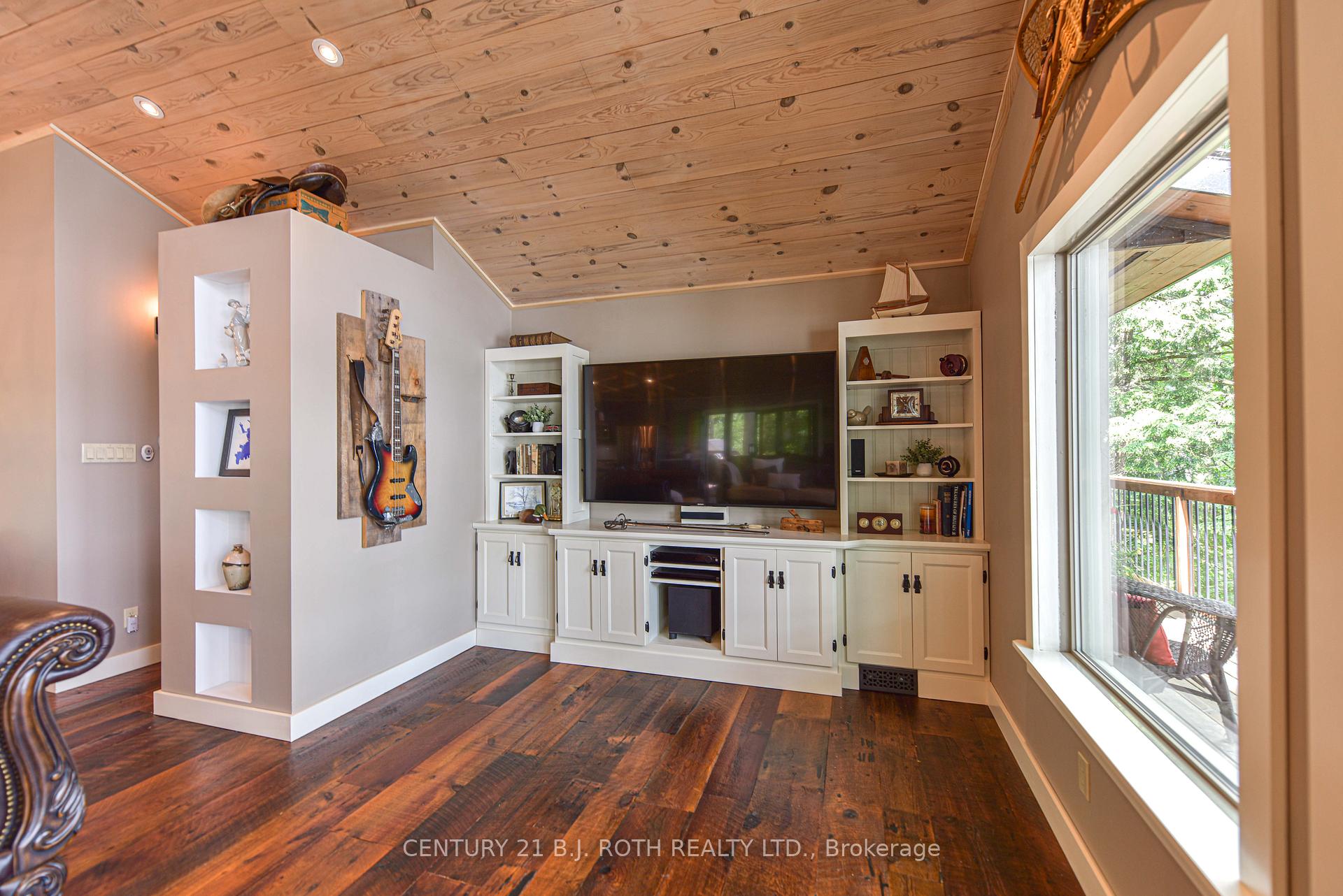 Photo 12 of 1007 1100 Road, Gravenhurst, Morrison — HOMEH