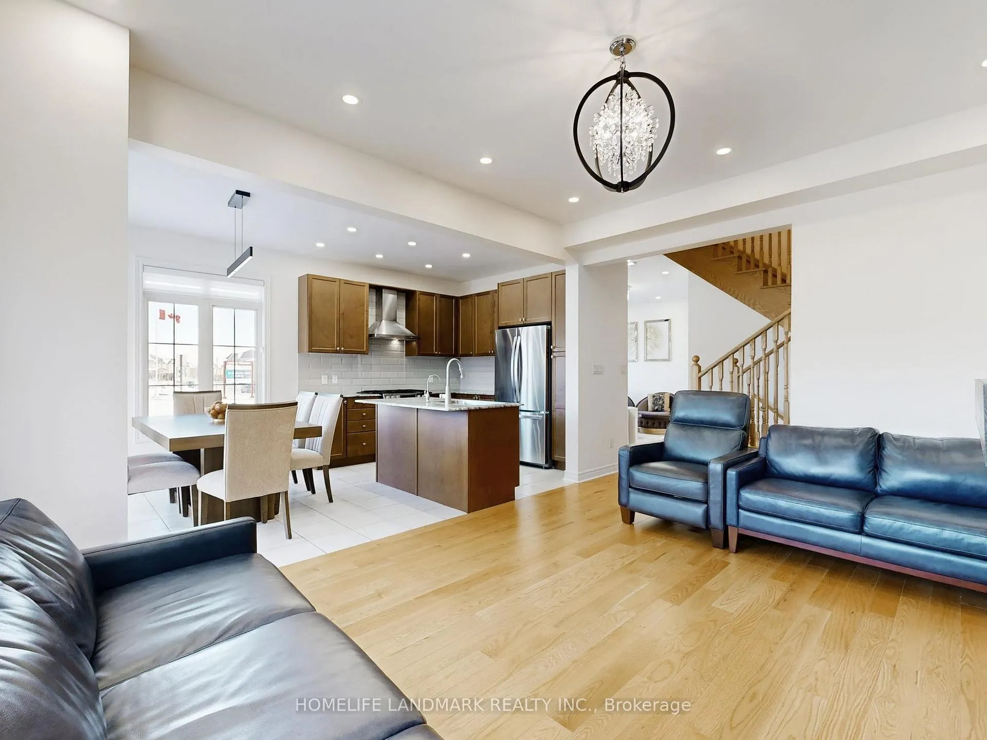 Photo 10 of 1080 Azalea Avenue, Pickering, Rural Pickering — HOMEH