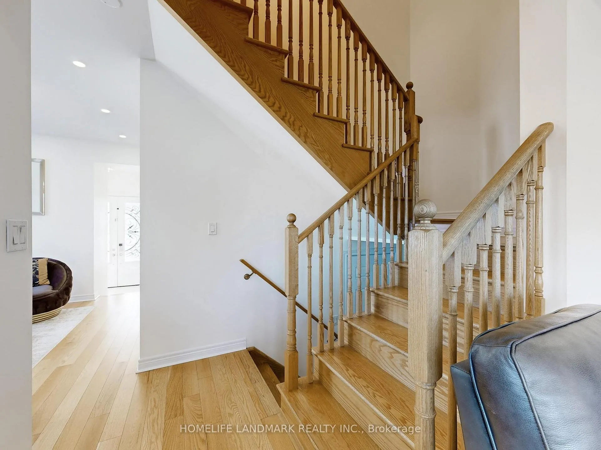 Photo 16 of 1080 Azalea Avenue, Pickering, Rural Pickering — HOMEH