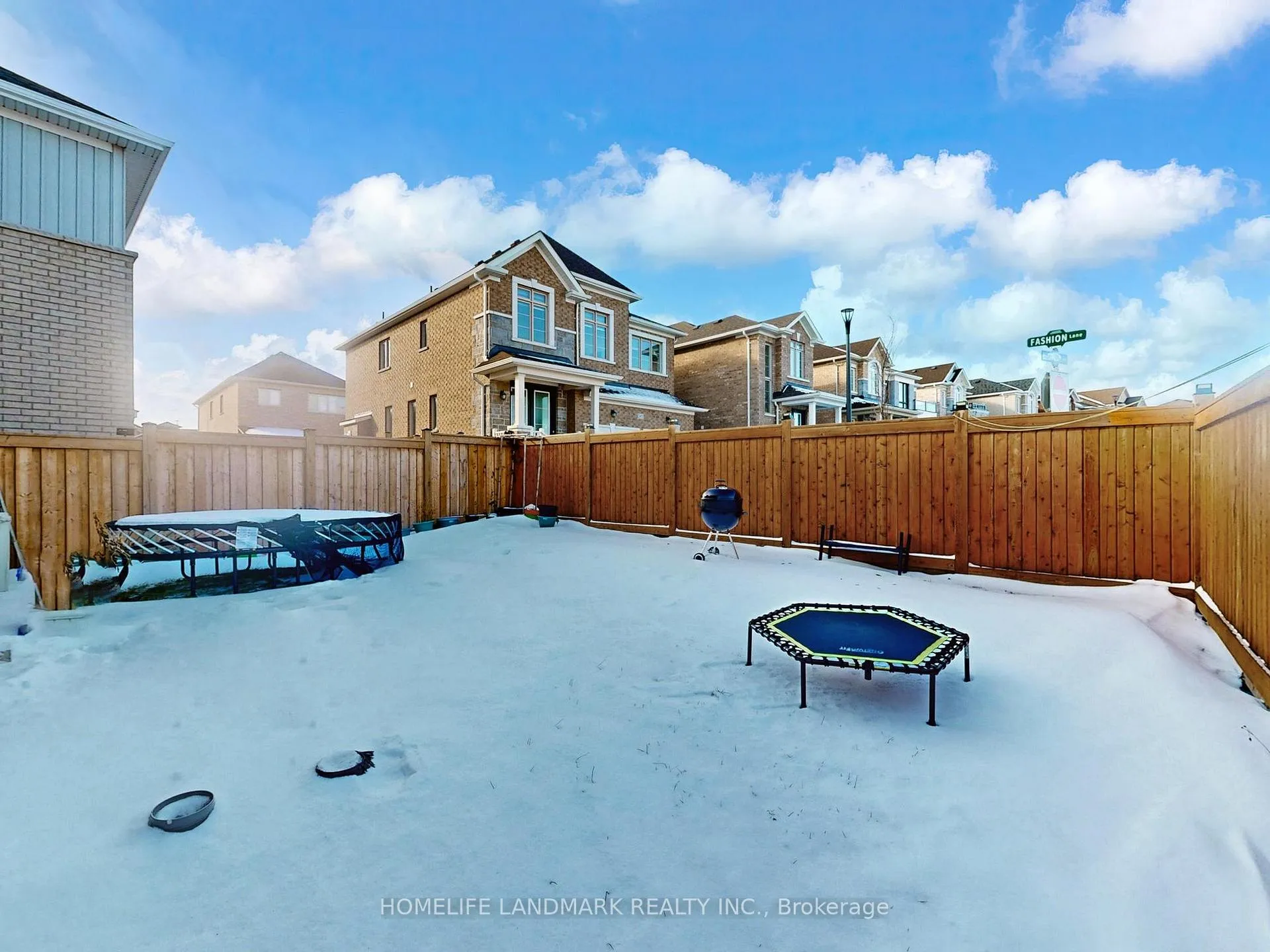 Photo 33 of 1080 Azalea Avenue, Pickering, Rural Pickering — HOMEH