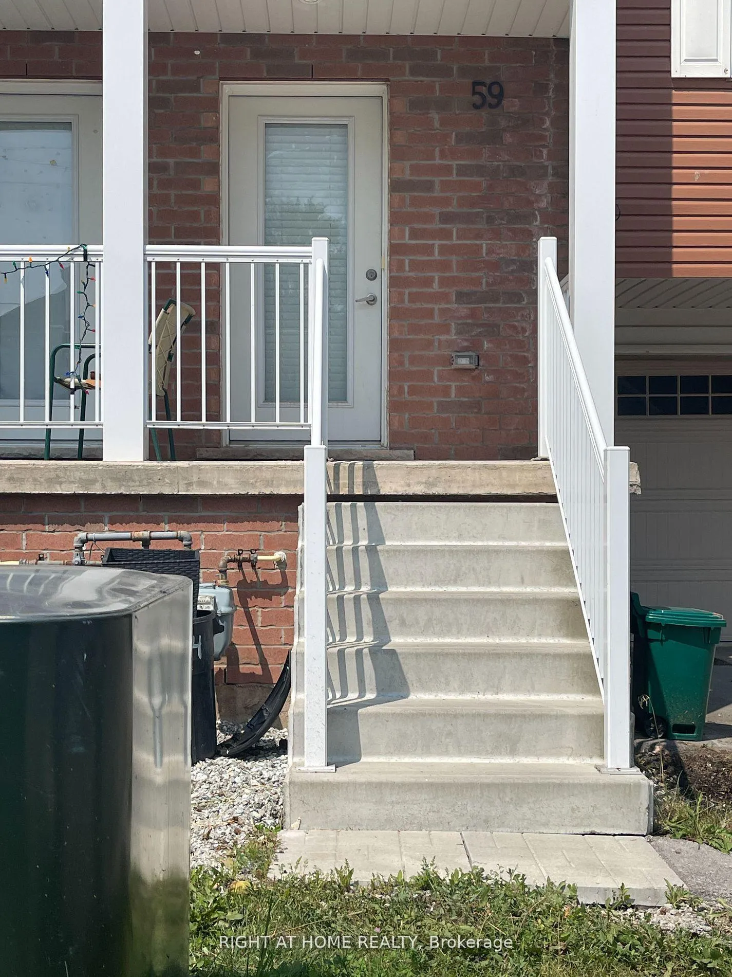 Photo 25 of 59 Denistoun Street, Welland, N. Welland — HOMEH
