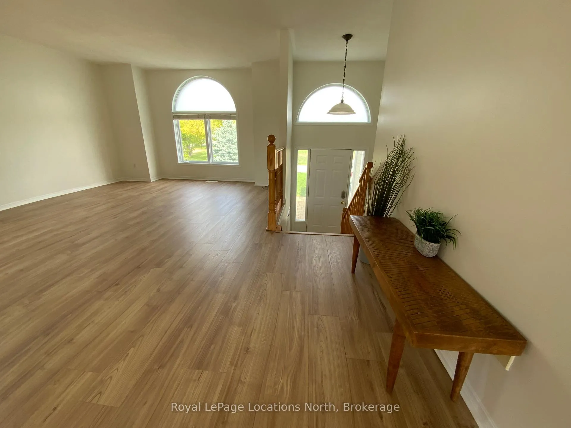 Photo 5 of 210 Quebec Street, Clearview, Stayner — HOMEH