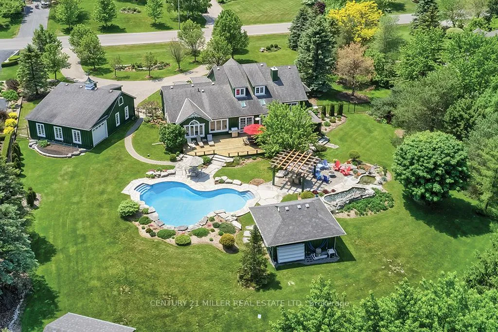 Photo 2 of 27 Weneil Drive, Hamilton, Freelton — HOMEH