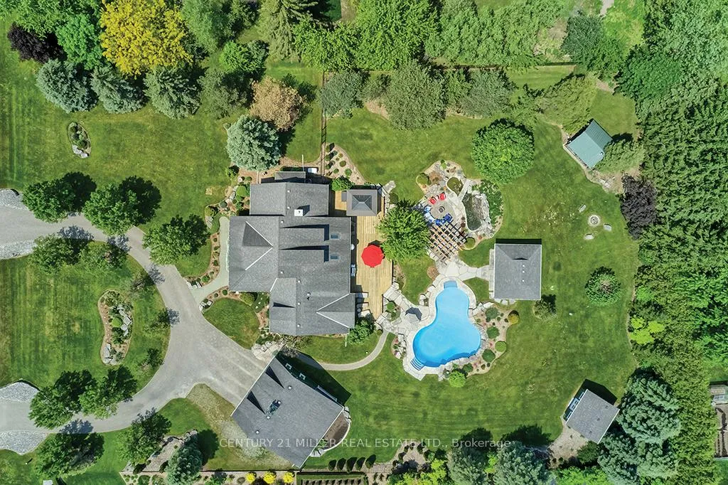Photo 3 of 27 Weneil Drive, Hamilton, Freelton — HOMEH
