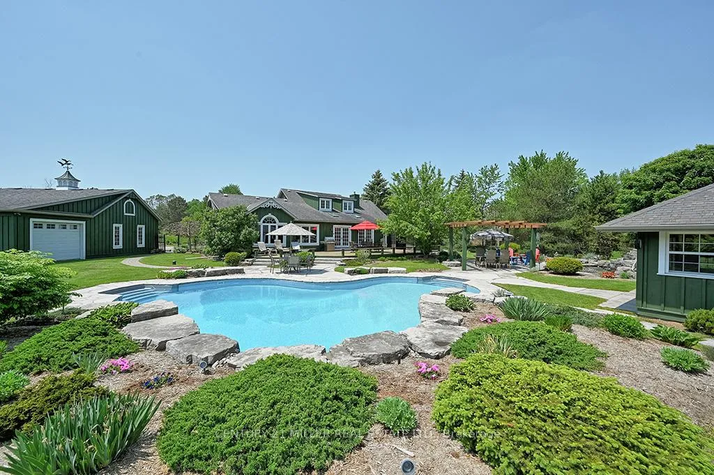Photo 8 of 27 Weneil Drive, Hamilton, Freelton — HOMEH