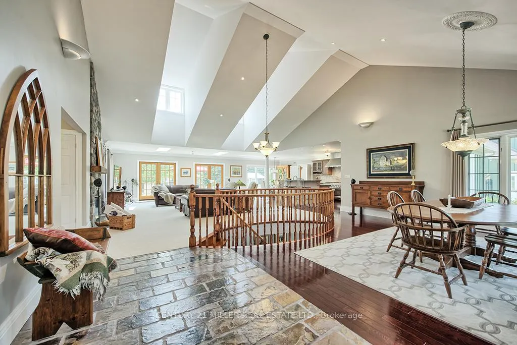 Photo 22 of 27 Weneil Drive, Hamilton, Freelton — HOMEH