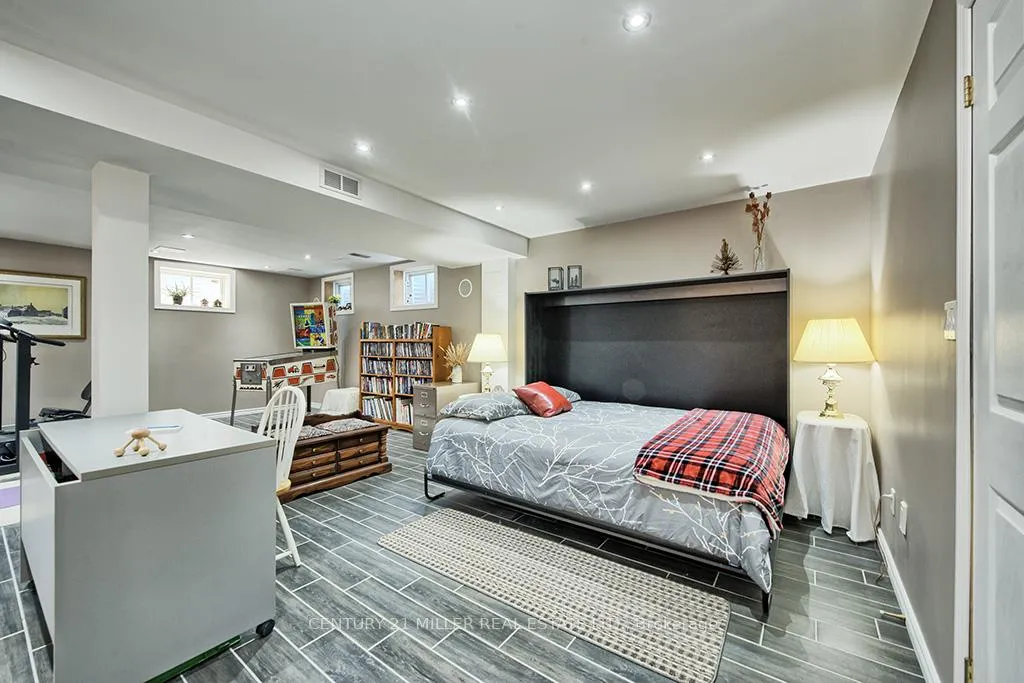 Photo 38 of 27 Weneil Drive, Hamilton, Freelton — HOMEH