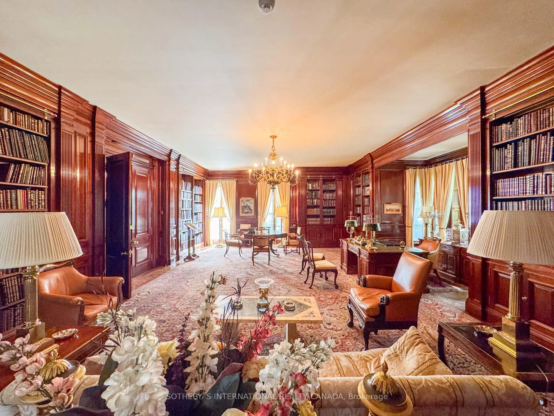 Photo 4 of 241 Strathallan Wood, Toronto, Bedford Park-Nortown — HOMEH