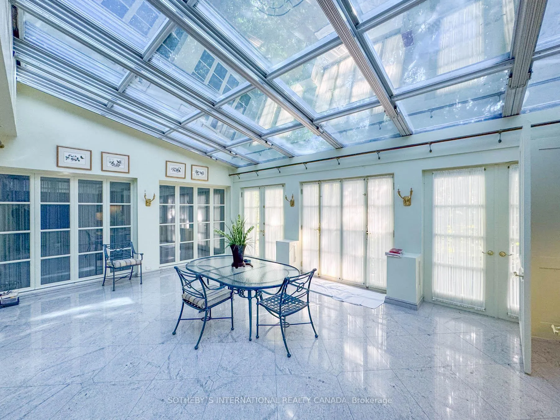 Photo 13 of 241 Strathallan Wood, Toronto, Bedford Park-Nortown — HOMEH