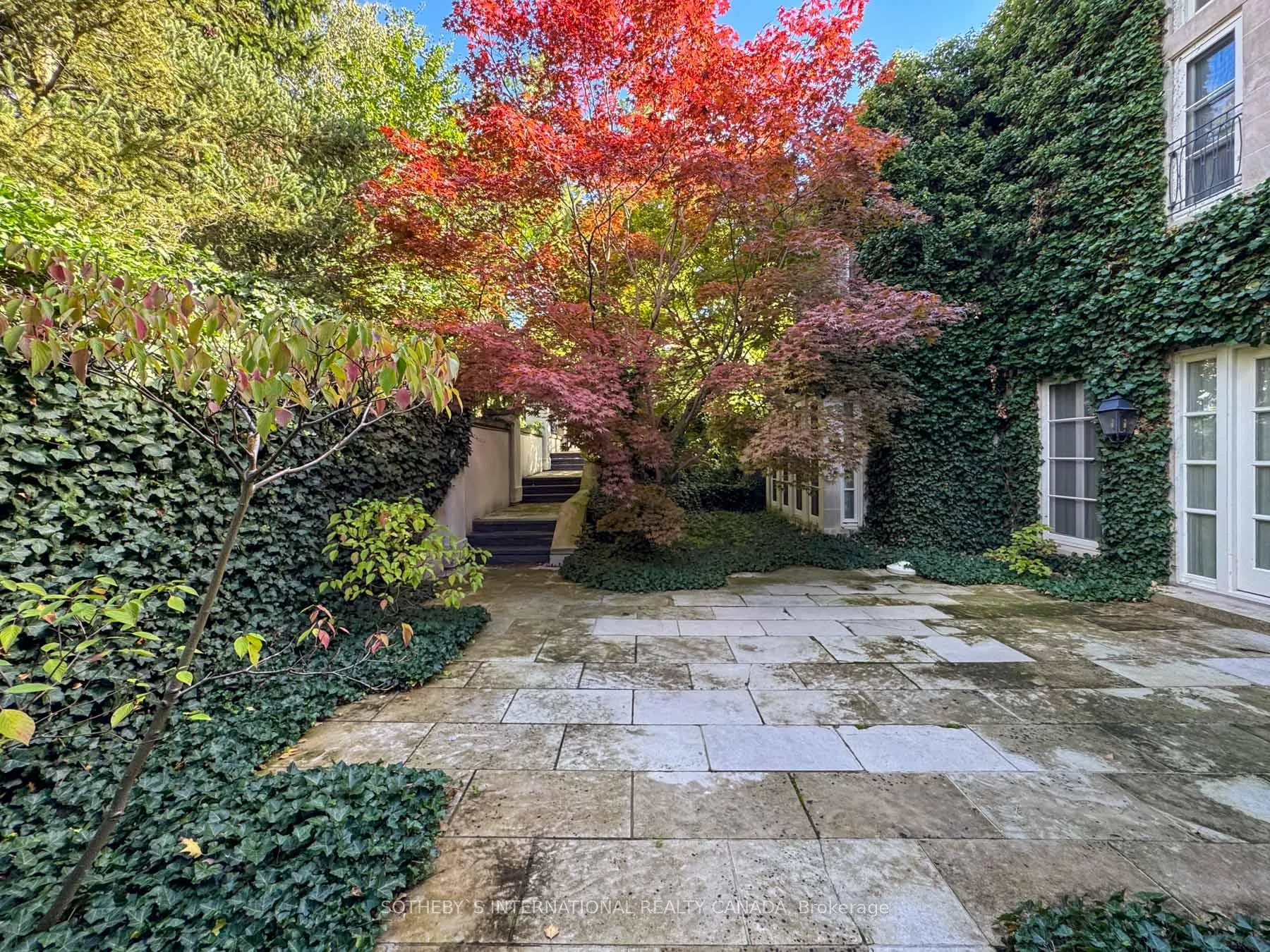 Photo 43 of 241 Strathallan Wood, Toronto, Bedford Park-Nortown — HOMEH