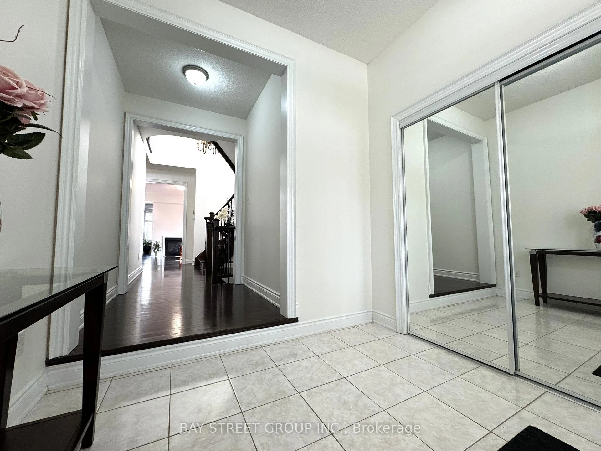 Photo 4 of 89 Beckett Avenue, Markham, Berczy — HOMEH