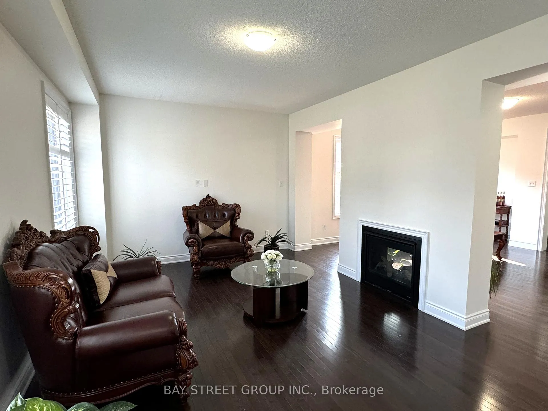 Photo 8 of 89 Beckett Avenue, Markham, Berczy — HOMEH