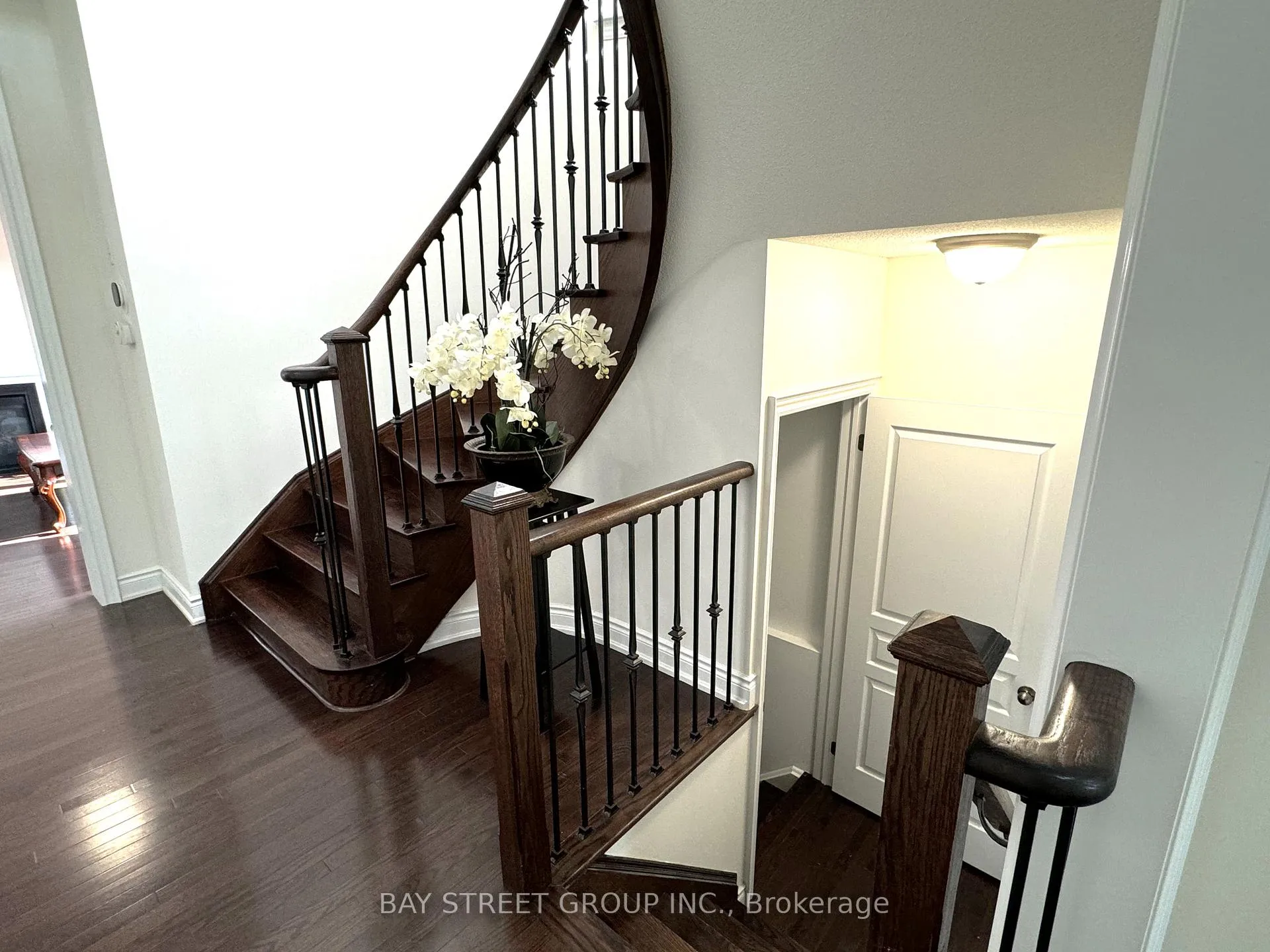 Photo 12 of 89 Beckett Avenue, Markham, Berczy — HOMEH