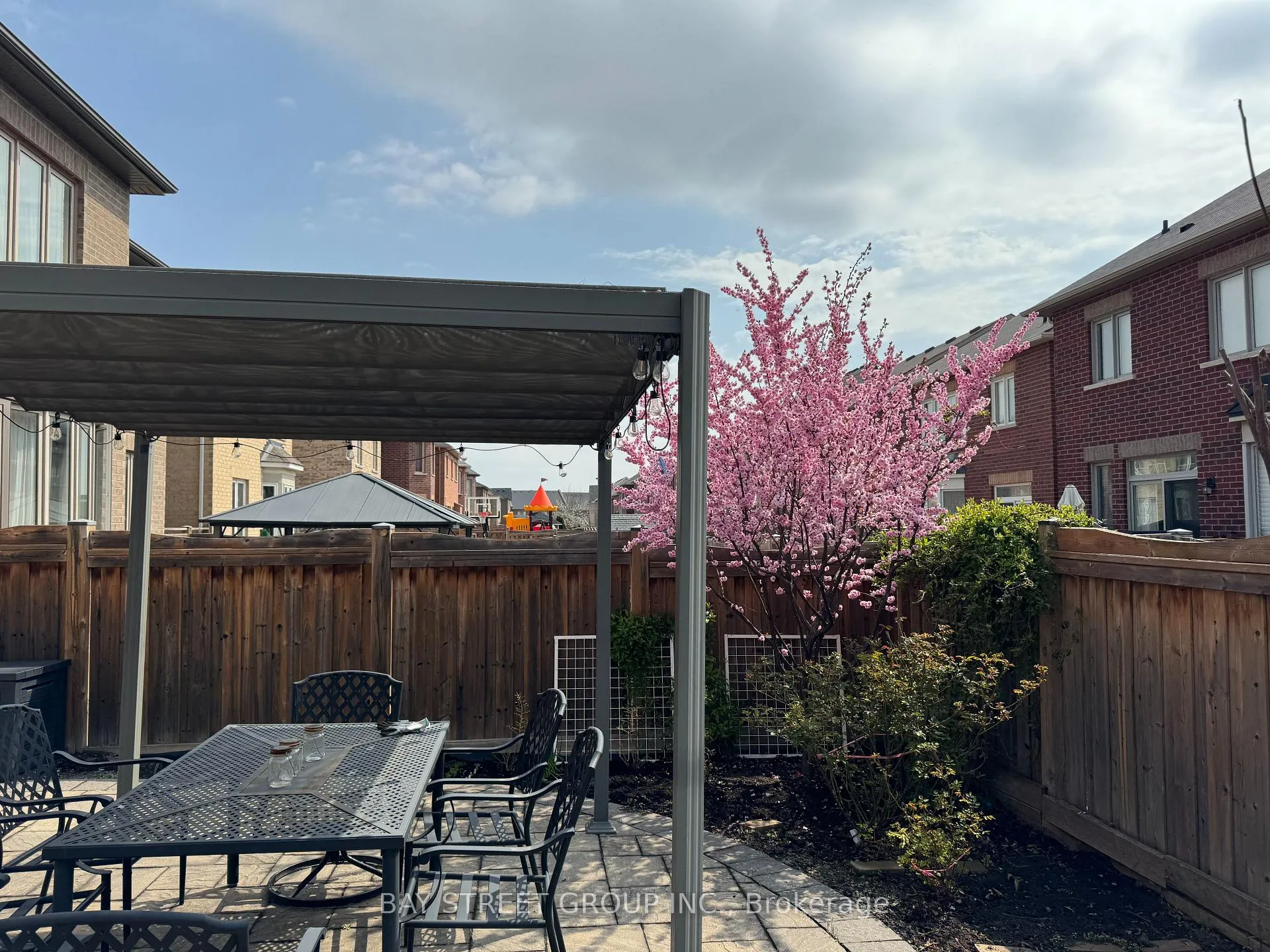 Photo 26 of 89 Beckett Avenue, Markham, Berczy — HOMEH