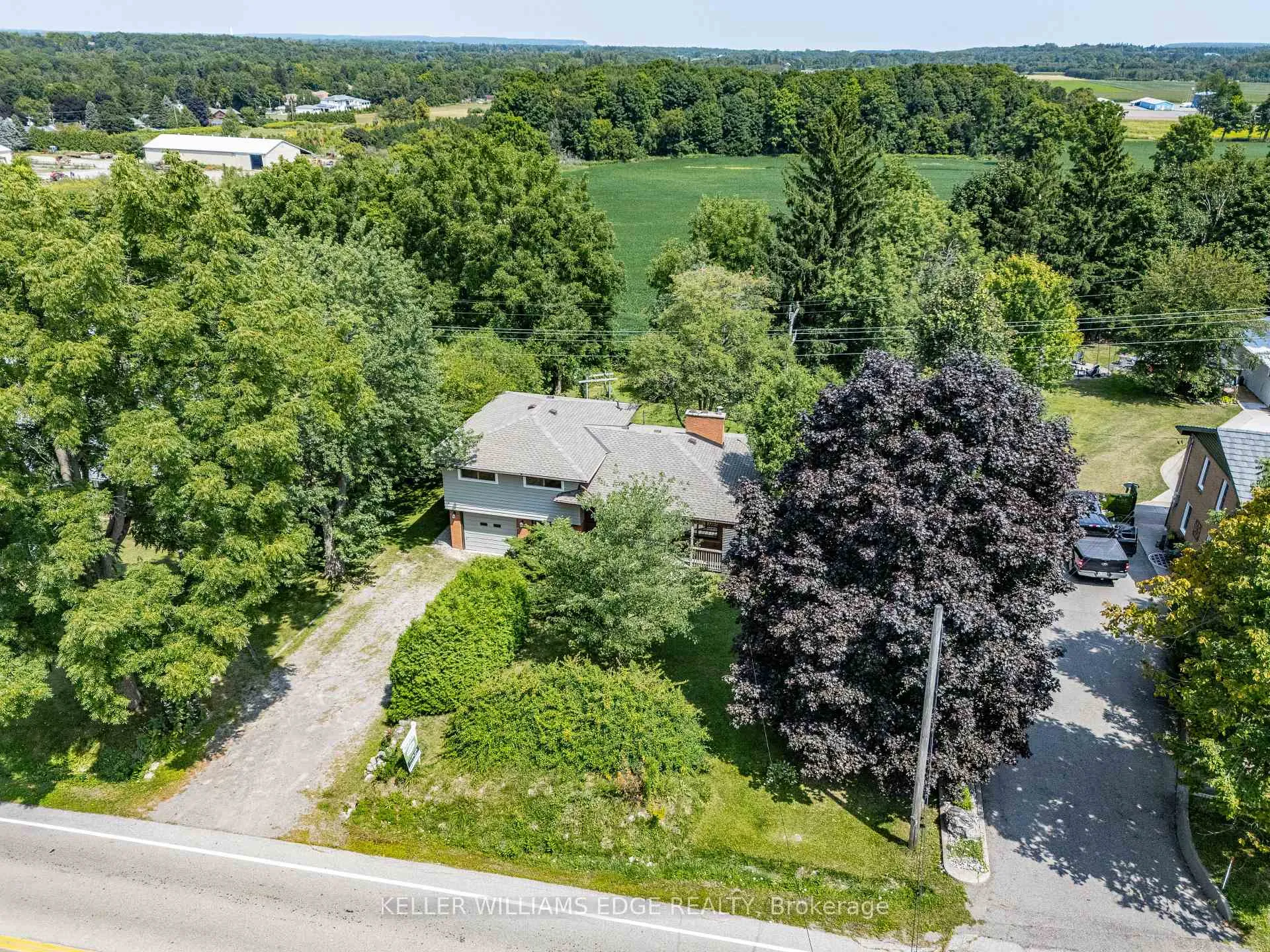 Photo 1 of 1352 Centre Road, Hamilton, Carlisle — HOMEH