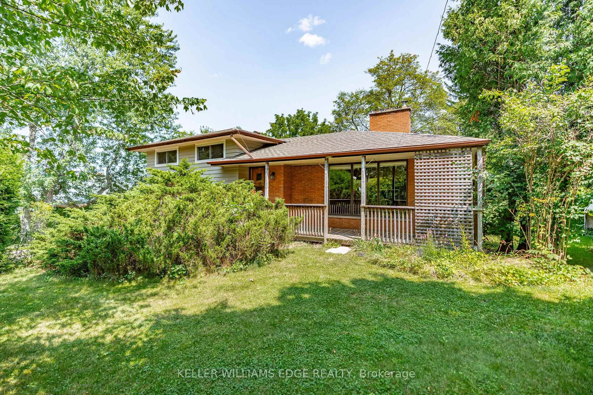Photo 3 of 1352 Centre Road, Hamilton, Carlisle — HOMEH
