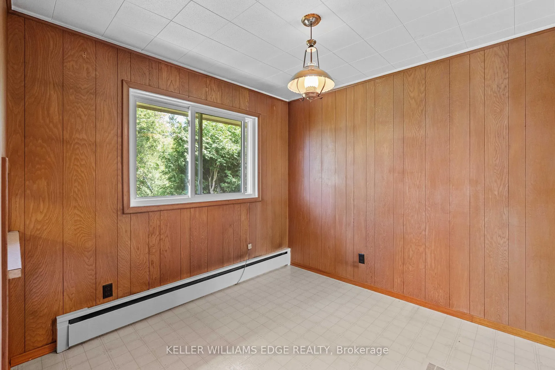 Photo 8 of 1352 Centre Road, Hamilton, Carlisle — HOMEH